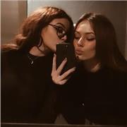 Ragazza diplomata liceo linguistico con certificazione linguistica inglese ed esperienza all’estero con conoscenza approfondita delle lingua inglese e spagnola